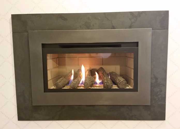 LogFlame hole in the wall