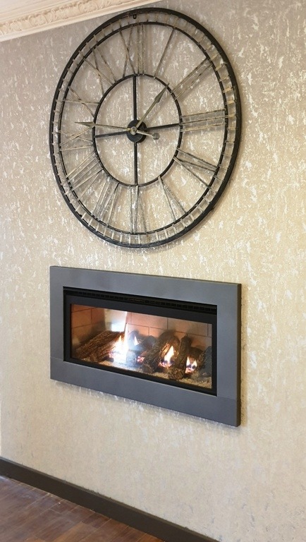 LogFlame Wide hole in the wall