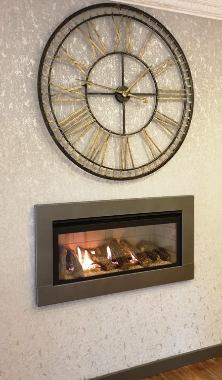 LogFlame Wide hole in the wall