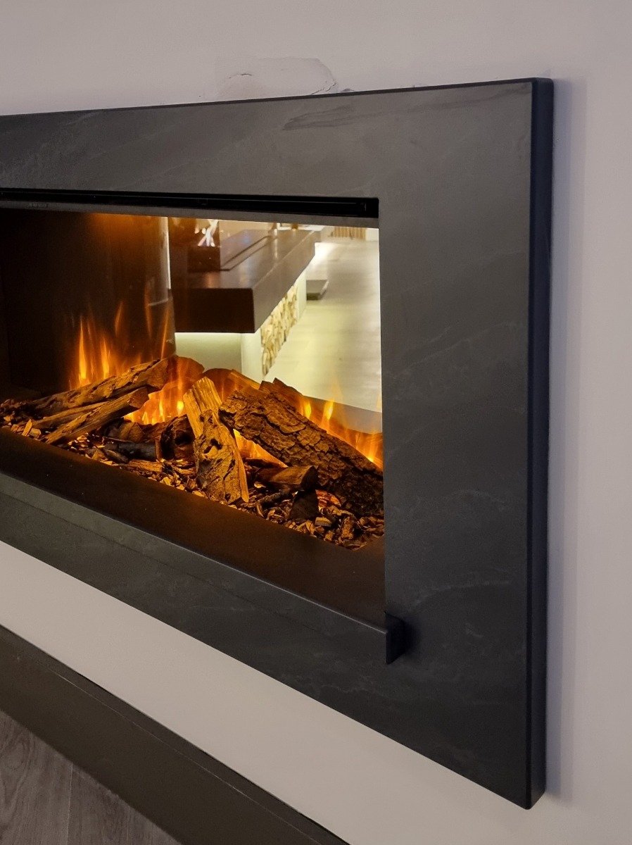 Holbury 1200 LED electric suite with New Forest fire