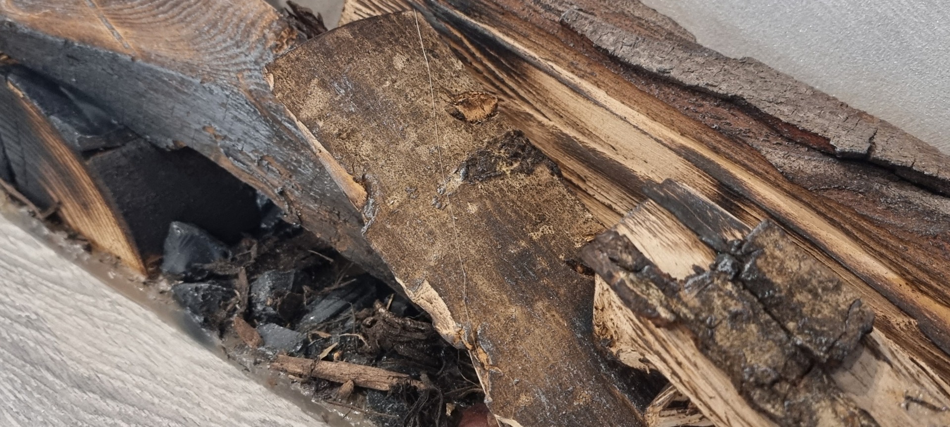 VISION E-LINE SOLUS VS220 MEDIA WALL ELECTRIC FIRE