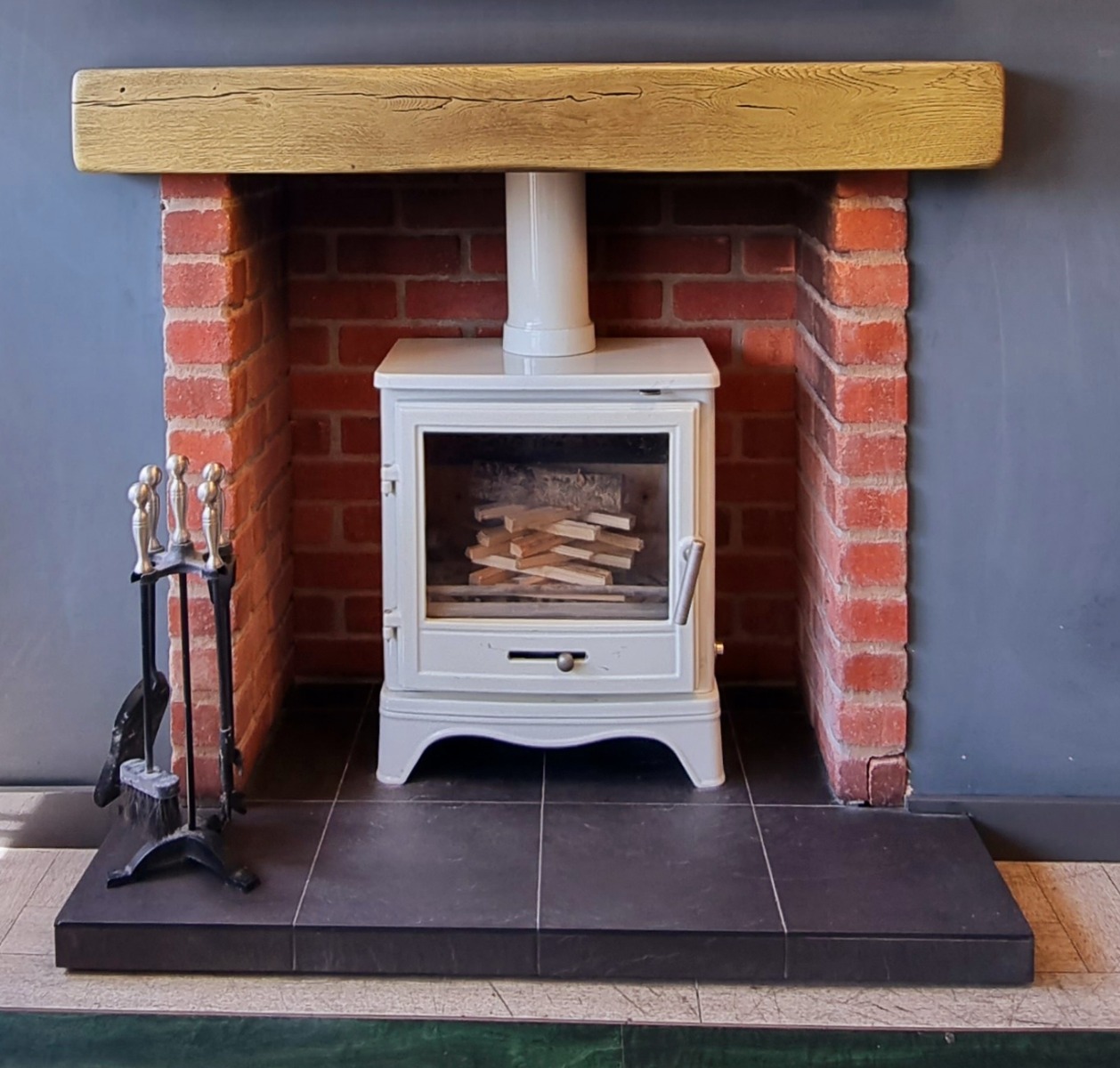 WOODLAND CHAMBER SUITE