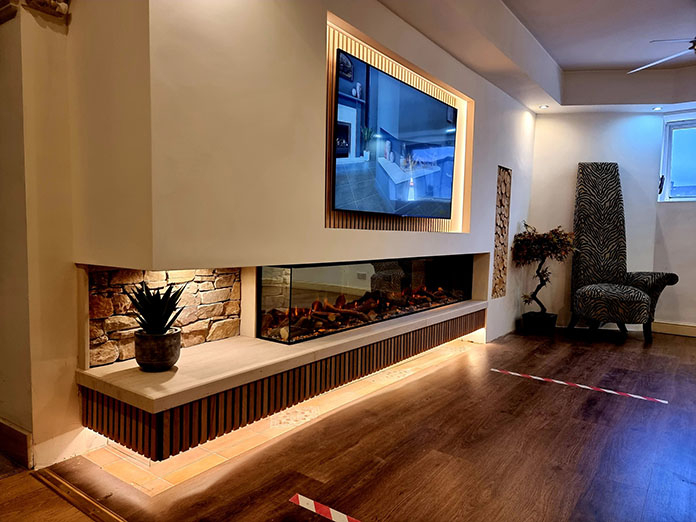 New Forest 2400 Panoramic LED Media Wall Electric fire