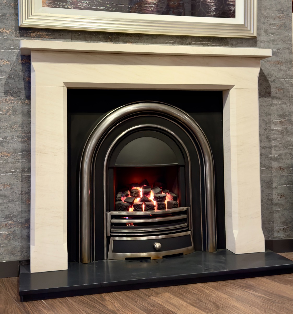 BALBOA LIMESTONE FIREPLACE WITH JUBILEE HE CAST & GAS FIRE PACKAGE