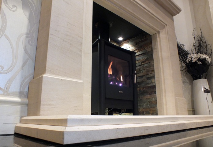 Large Calvi & slate tile chamber