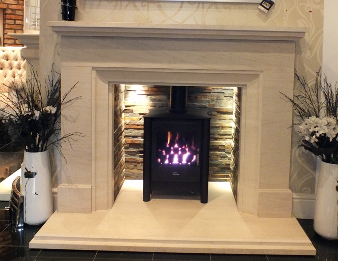 Large Calvi & slate tile chamber