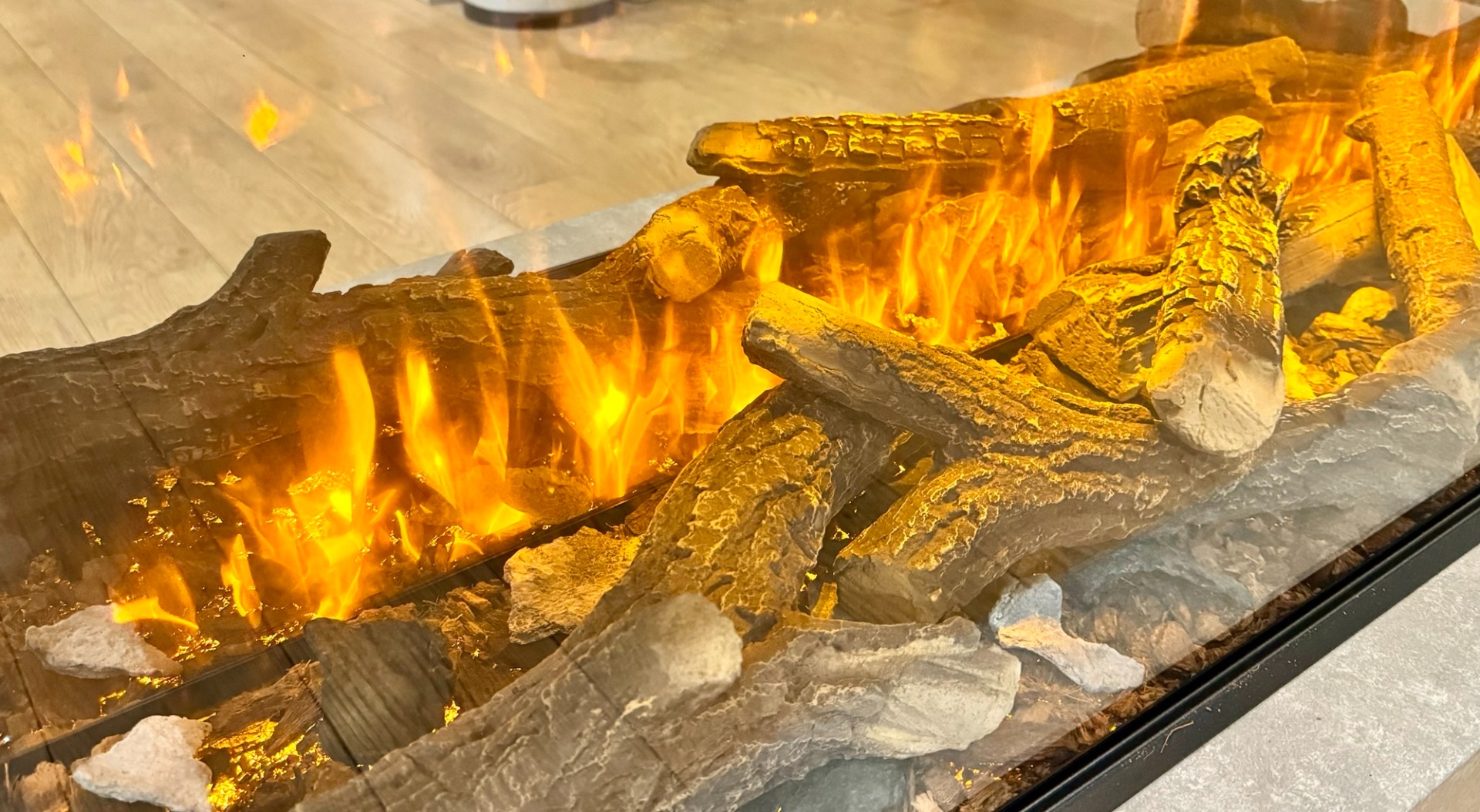 Georgia 1200 New Forest LED electric suite