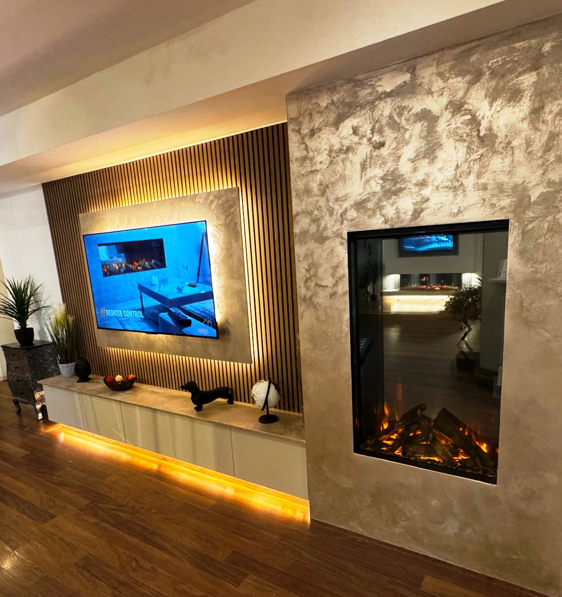 British Fires Knightwood Black Edition LED electric media wall fire