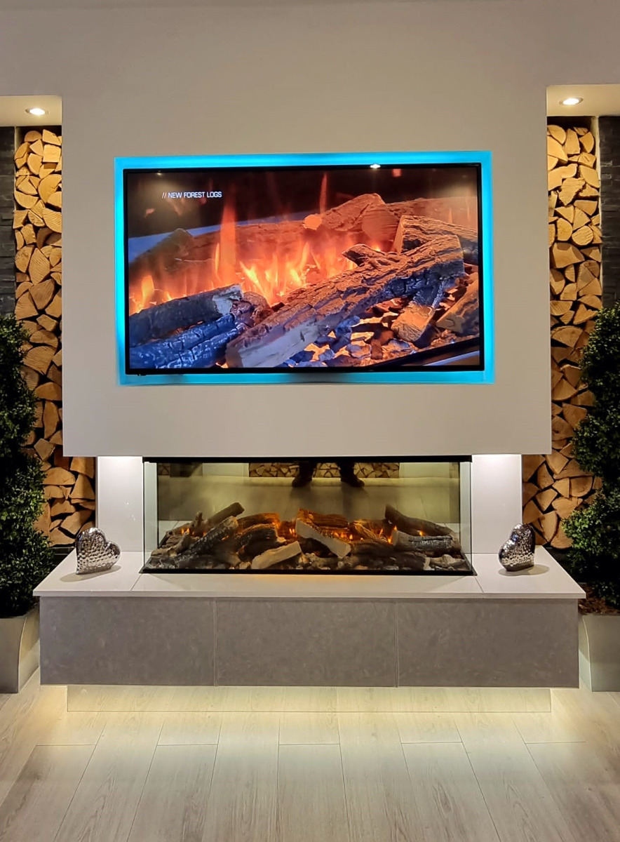 New Forest 1200 media wall fire